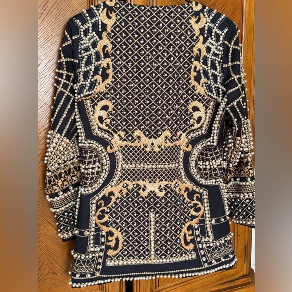 Elegant Black and Gold Mini Dress - Picture 12 of 15